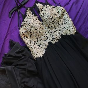 Beautiful Black & Gold Prom Dress